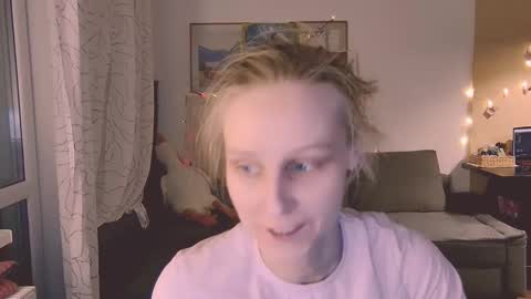 Snapshot of joy_keys chatting on February 17, 2025, 8:47 pm joy_keys online show from February 17, 2025, 8:47 pm