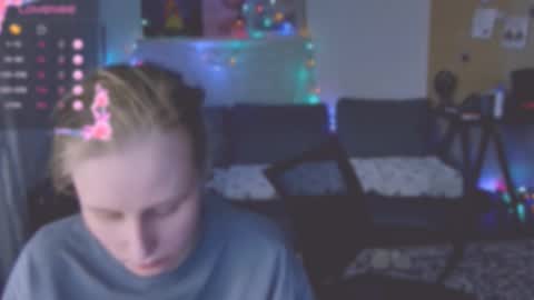 Snapshot of joy_keys chatting on March 7, 2025, 5:28 pm joy_keys online show from March 7, 2025, 5:28 pm