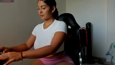 Snapshot of joyaoscura55 chatting on June 27, 2026, 9:42 pm sofiaparker8 online show from June 27, 2026, 9:42 pm