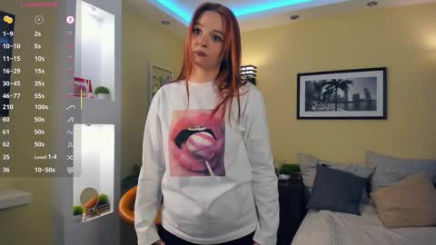 Snapshot of joyce_energy chatting on December 15, 2025, 9:35 am Joyce online show from December 15, 2025, 9:35 am