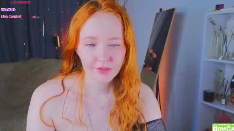 Snapshot of joyce_jones chatting on July 22, 2026, 11:35 am joyce_jones online show from July 22, 2026, 11:35 am