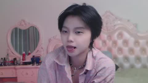 joycekay online show from April 27, 2026, 8:51 pm