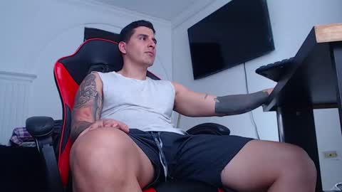 eduardo online show from December 3, 2024, 5:45 pm