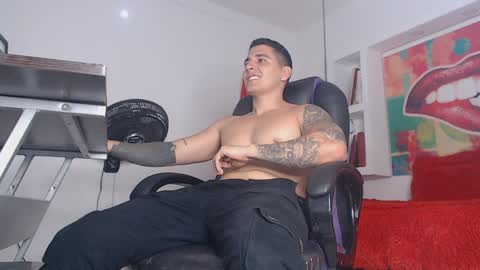 eduardo online show from January 25, 2025, 2:14 pm