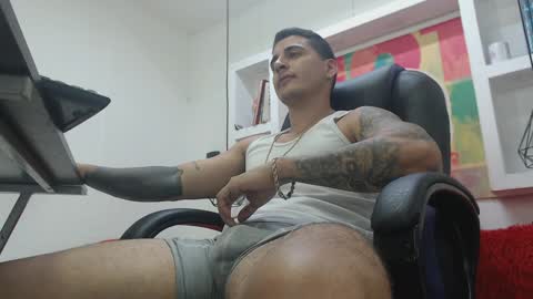 eduardo online show from January 29, 2025, 5:56 pm