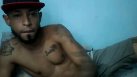 jpineda97 online show from March 17, 2026, 5:00 am