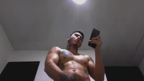 Snapshot of jq401055 chatting on December 25, 2024, 5:58 pm Jaxxx67 online show from December 25, 2024, 5:58 pm