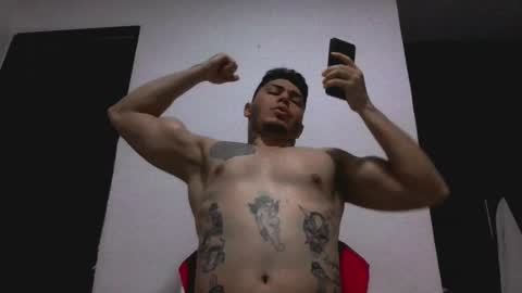 Snapshot of jq401055 chatting on January 7, 2025, 10:19 pm Jaxxx67 online show from January 7, 2025, 10:19 pm