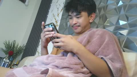 jr_exclusive online show from May 11, 2026, 2:34 pm
