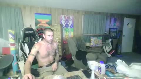 jrizzle1111 online show from October 17, 2025, 7:11 am