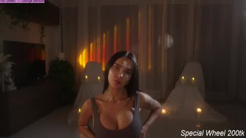 Snapshot of jseductiveart chatting on November 21, 2025, 7:12 pm Jennifer Diaz online show from November 21, 2025, 7:12 pm