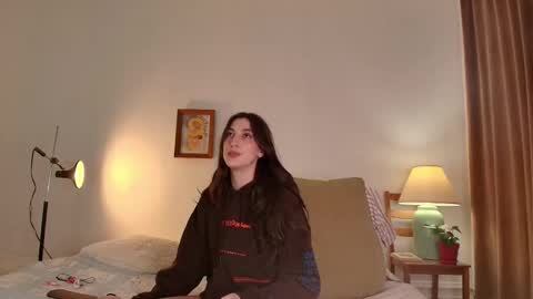 Jsmine  and sometimes Beaulooks online show from March 12, 2026, 11:33 pm