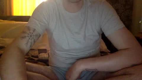 Snapshot of jss872 chatting on October 6, 2025, 7:33 pm jss872 online show from October 6, 2025, 7:33 pm