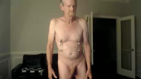 Snapshot of jtull52 chatting on April 12, 2026, 7:52 pm jtull52 online show from April 12, 2026, 7:52 pm