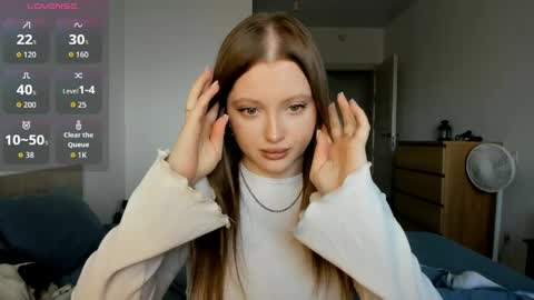 Snapshot of ju_lii chatting on April 27, 2026, 8:12 am Julia and Julia online show from April 27, 2026, 8:12 am