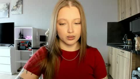 Julia and Julia online show from June 24, 2026, 10:36 am
