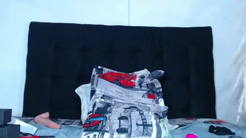 Snapshot of juan_and_luciana chatting on July 28, 2026, 12:48 pm online show from July 28, 2026, 12:48 pm