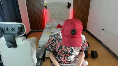juan_and_luke online show from April 30, 2026, 12:33 pm
