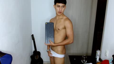 Snapshot of juan_da01 chatting on December 12, 2024, 4:59 am JuanDa online show from December 12, 2024, 4:59 am