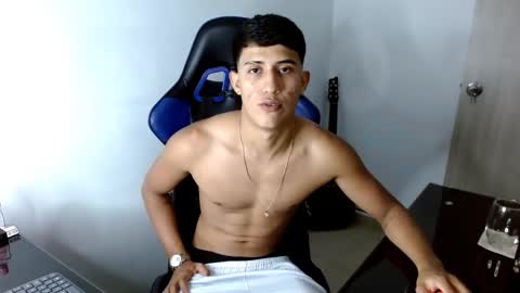 Snapshot of juan_da01 chatting on February 22, 2025, 12:49 am JuanDa online show from February 22, 2025, 12:49 am