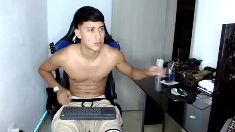 Snapshot of juan_da01 chatting on February 25, 2025, 12:47 am JuanDa online show from February 25, 2025, 12:47 am