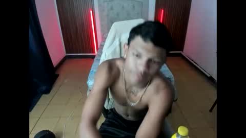 Snapshot of juan_mhata chatting on May 15, 2026, 11:12 pm Juan Mhata online show from May 15, 2026, 11:12 pm