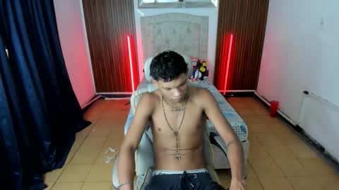 Snapshot of juan_mhata chatting on June 7, 2026, 12:59 am Juan Mhata online show from June 7, 2026, 12:59 am