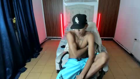 Snapshot of juan_mhata chatting on June 13, 2026, 1:03 am Juan Mhata online show from June 13, 2026, 1:03 am