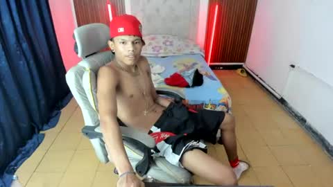 Snapshot of juan_mhata chatting on June 20, 2026, 12:14 am Juan Mhata online show from June 20, 2026, 12:14 am
