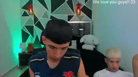 Snapshot of juan_nd_steven chatting on June 11, 2026, 2:53 am JuanSteven online show from June 11, 2026, 2:53 am