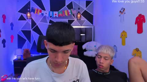 JuanSteven online show from June 19, 2026, 2:27 am