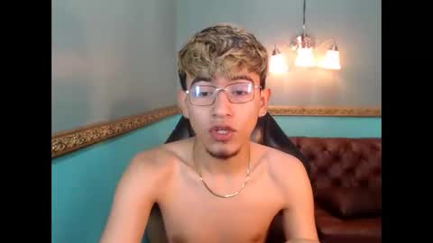 juan_saul1 online show from June 1, 2026, 10:28 am