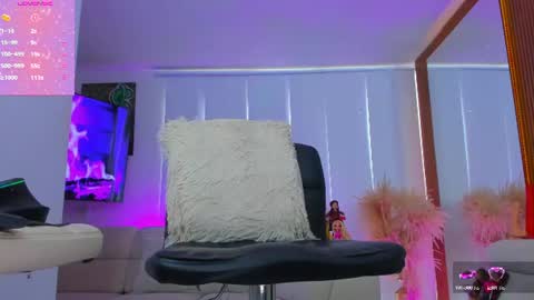 JUANA VALENTINA QUINTERO independent model  ONLY FANS --- Juanaquintero online show from July 23, 2026, 9:24 pm