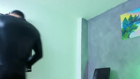 Juan Esteban online show from March 11, 2026, 2:01 pm