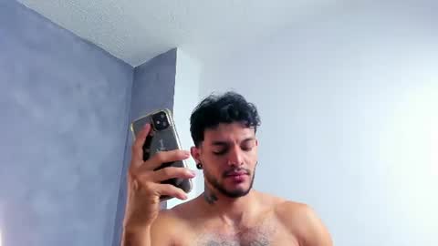 Juan Esteban online show from June 18, 2026, 5:17 pm