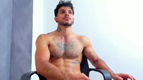 Juan Esteban online show from June 21, 2026, 3:09 am