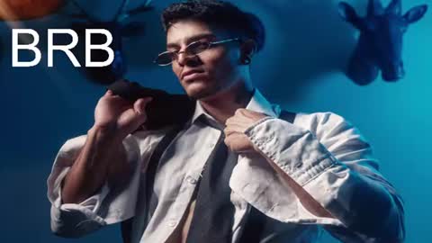 Juan Esteban online show from July 3, 2026, 11:16 am