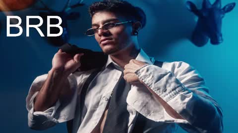 Juan Esteban online show from July 5, 2026, 11:17 am