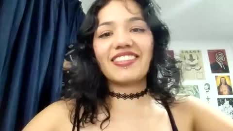 juancamillr online show from April 17, 2026, 12:35 am