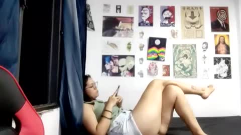 juancamillr online show from April 21, 2026, 2:51 am