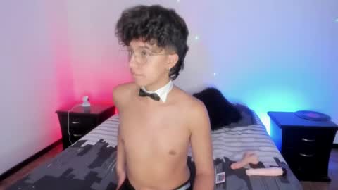 Snapshot of juandaaa__ chatting on February 8, 2025, 10:51 pm juandaaa__ online show from February 8, 2025, 10:51 pm