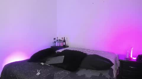 Snapshot of juandaaa__ chatting on October 14, 2025, 11:49 pm juandaaa__ online show from October 14, 2025, 11:49 pm