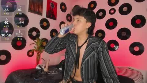 juandaaa__ online show from February 2, 2026, 11:36 pm