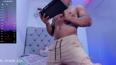 Snapshot of juande_24 chatting on February 4, 2025, 4:37 am independent model online show from February 4, 2025, 4:37 am