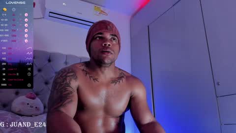 Snapshot of juande_24 chatting on February 8, 2025, 7:48 am independent model online show from February 8, 2025, 7:48 am