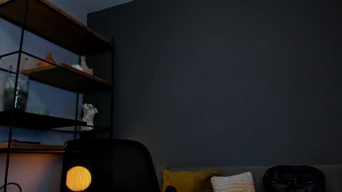 JUANDRES online show from February 25, 2026, 12:42 am