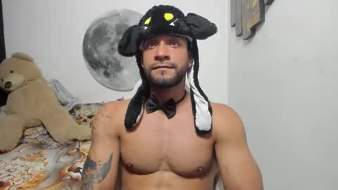 Snapshot of juanes_aristi chatting on March 15, 2026, 1:55 am Juanes online show from March 15, 2026, 1:55 am