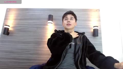 JuanGomm online show from March 8, 2026, 3:54 am