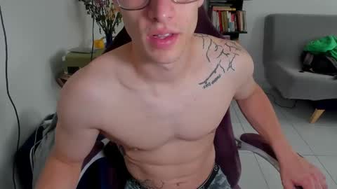 Snapshot of juanisimo_ chatting on May 22, 2026, 3:06 pm JUANISIMO online show from May 22, 2026, 3:06 pm