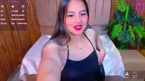 JUANITA online show from July 30, 2026, 11:42 am